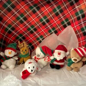 TY JINGLE BEANIES Set of 6